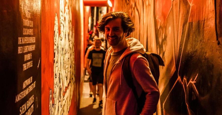 Amsterdam: Private Night Tour of Speakeasies and Bars - What the included drinks and snacks really cover