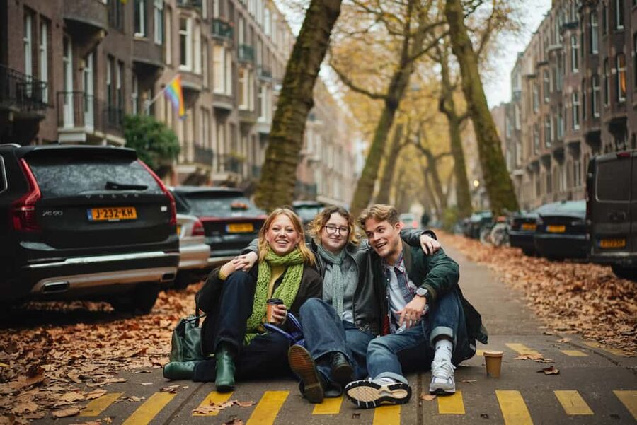 Amsterdam: Private Photoshoot for Couple, Family, or Solo - Weather, punctuality, and other practical limits