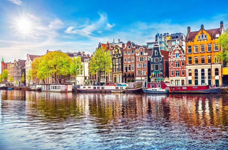 Amsterdam: Private Prosecco Canal Cruise Tour - Is $280 per person fair value?