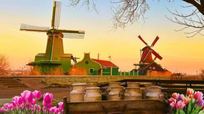 Private Tour Giethoorn, Zaanse Schans Local Guide