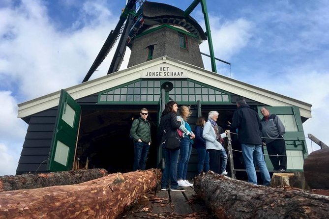 Amsterdam private tour to windmills, cheese farm and villages - Monnickendam: harbor views and a sensible lunch stop
