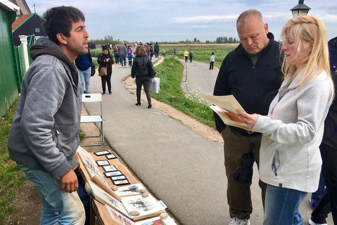 Amsterdam private tour to windmills, cheese farm and villages - Guides, vehicles, and the private-tour difference
