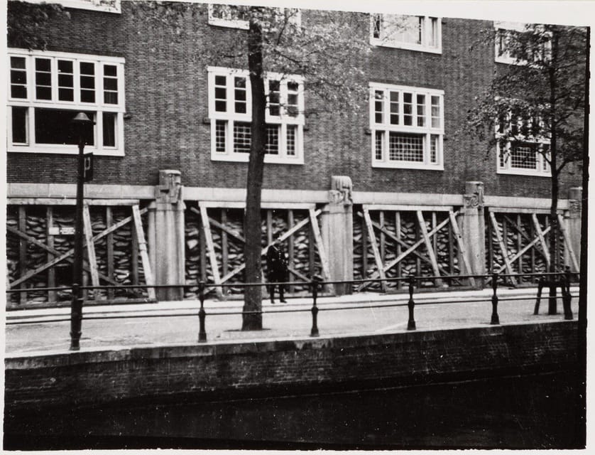 Amsterdam: Private World War Two History Walking Tour - Why this walk adds something beyond Amsterdam’s major museums