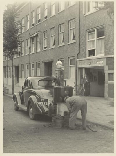 Private World War Two History Walking Tour