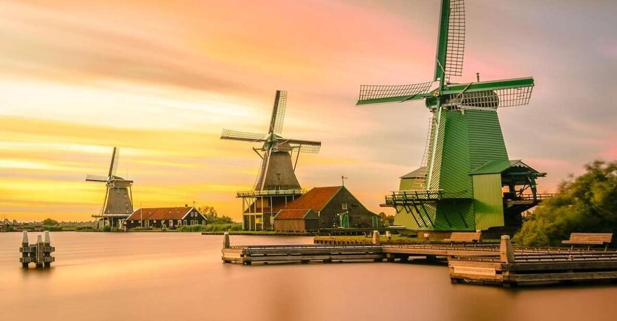 Amsterdam: Private Zaanse Schans Windmills and Volendam Trip - From Amsterdam to North Holland in a private car