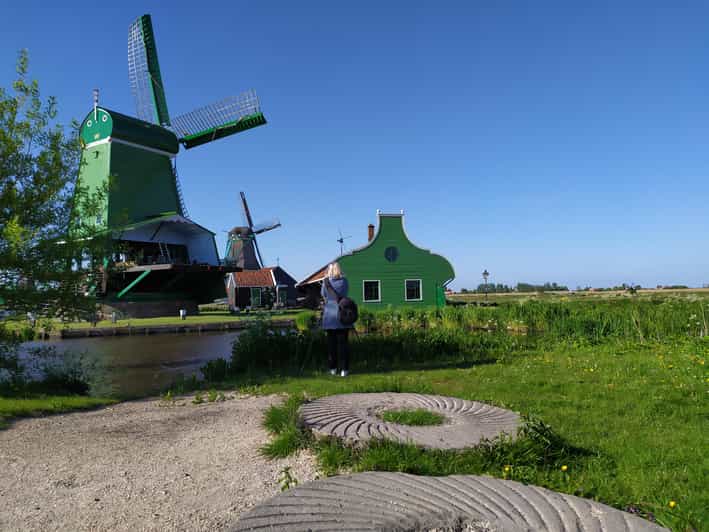 Amsterdam: Rainbow Rural Bike Tour With Local Gay Guide - Who should book this experience