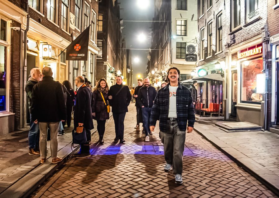 Amsterdam Red Light District & Coffee Shop Tour - Why this Red Light District tour is more than a night-time stroll