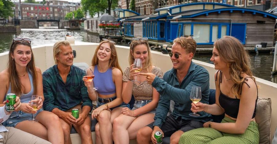 Amsterdam: Red-Light District Pub Crawl and Booze Boat Tour - Finding the evening meeting point