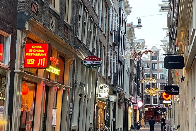 Amsterdam Red Light District: Serene and Other! - What the $25.45 price buys you