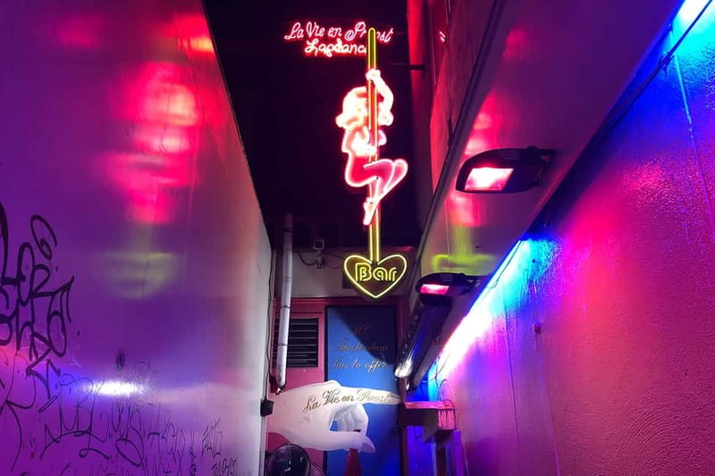 Amsterdam: Red Light District Tour - Starting near Prins Hendrikkade