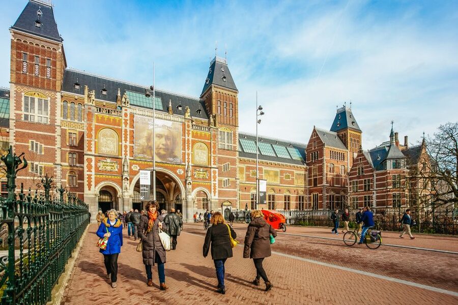 Amsterdam: Rijksmuseum Entry Ticket - Studying Rembrandt’s The Night Watch