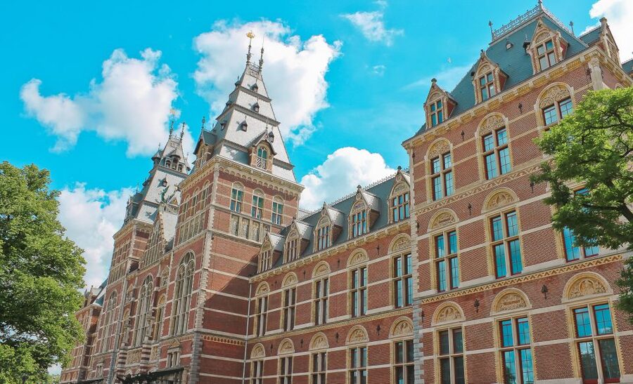Amsterdam: Rijksmuseum Private Tour - Starting inside the Rijksmuseum
