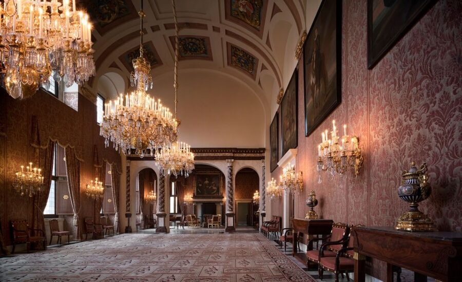 Amsterdam: Royal Palace Entry Ticket and Audio Guide - Dutch Golden Age paintings and sculpture