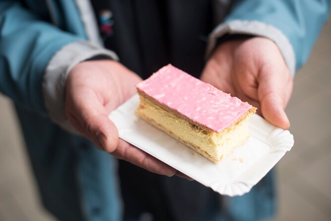 Amsterdam's Market Street Food Tour with Streat Bites - Timing, pace, and group size
