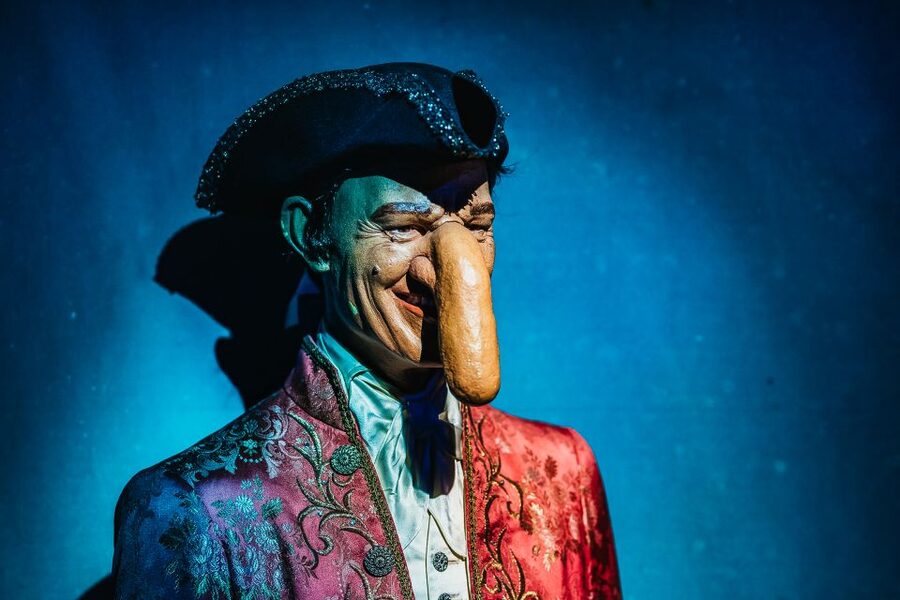Amsterdam's Weirdest Museum: Believe It or Not! - Entering Ripley’s at Dam 21