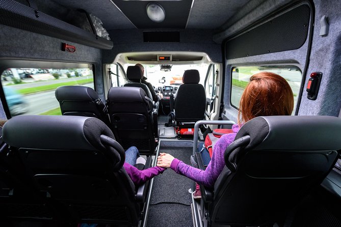 Amsterdam Schiphol Airport (AMS) Round Trip transfer to Amsterdam City - Booking and cancellation details that matter