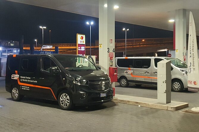 Amsterdam Schiphol Airport (AMS) to Amsterdam - Arrival Private Transfer - Group size and vehicle comfort