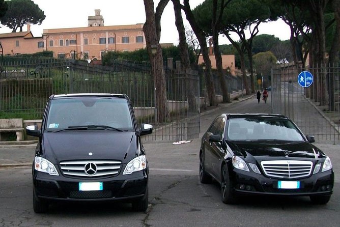 Amsterdam Schiphol Airport Transfer - A private 35-minute ride into Amsterdam