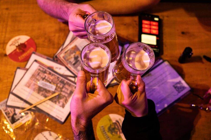 Amsterdam: Self-guided Red Light District Pub Crawl Mystery - Price, drinks, and what you are really paying for