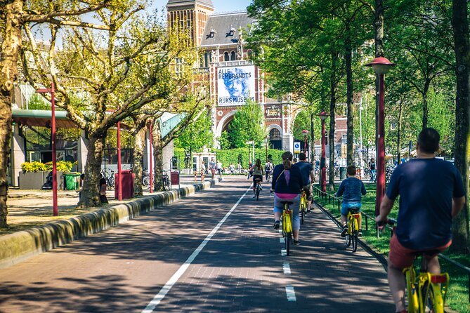 Amsterdam Small Group Bike Tour - A local neighborhood between the major sights