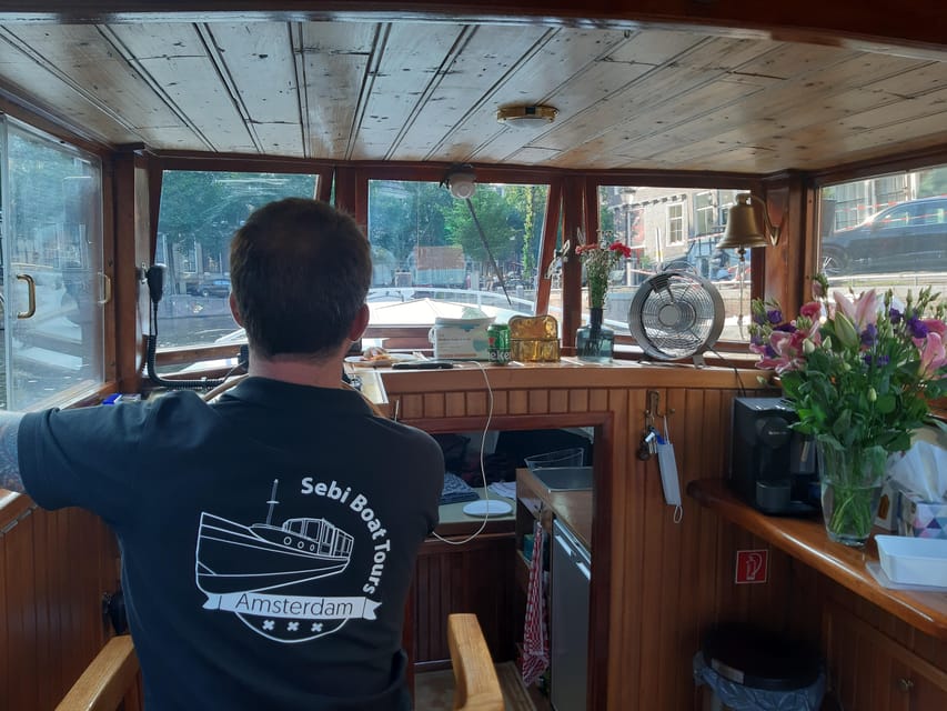 Amsterdam: Small-Group Canal Cruise incl. Drinks and Snacks - Key points to know before booking
