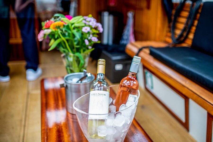 Amsterdam: Small-Group Canal Cruise incl. Drinks and Snacks - The canal belt and Prinsengracht