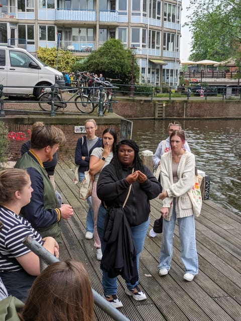 Amsterdam: small group tour: History, humor & hidden gems - Amsterdam Museum and the walk to Dam Square