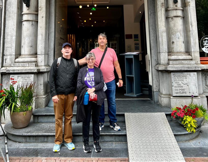 Amsterdam: Small Group Walking Tour with Fun Guide - Weather, footwear, and practical planning