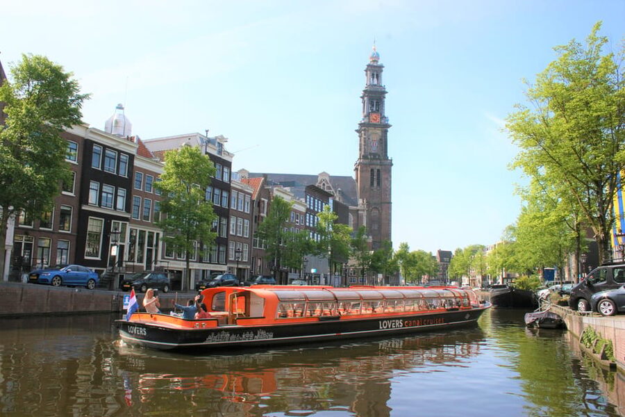 Amsterdam: STRAAT Museum and Canal Cruise Combination Ticket - Seasonal hours and practical checks