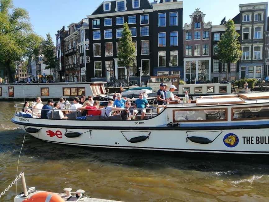 Amsterdam: The Bulldog Boat Smoke and Booze Cruise - The Bulldog Boat is a canal cruise with a different social contract