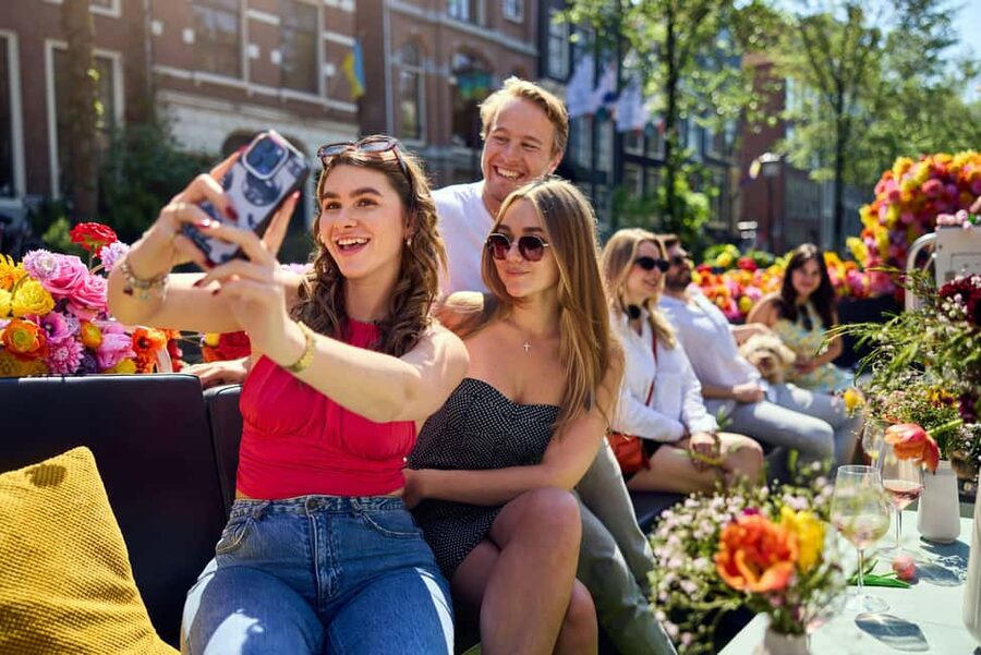 Amsterdam: The Original Flower Boat with Local Guide and Bar - The Boat, Bar, and Photo Factor