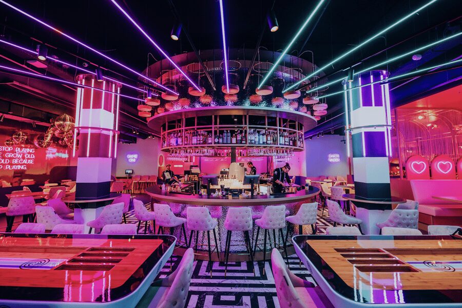 Amsterdam: The Upside Down & The All Out Combination Ticket - Photos, lockers, café, and shop