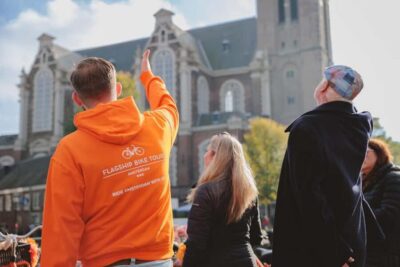 Top Highlights Guided Bike Tour EN/DE/ES/FR/IT/CN