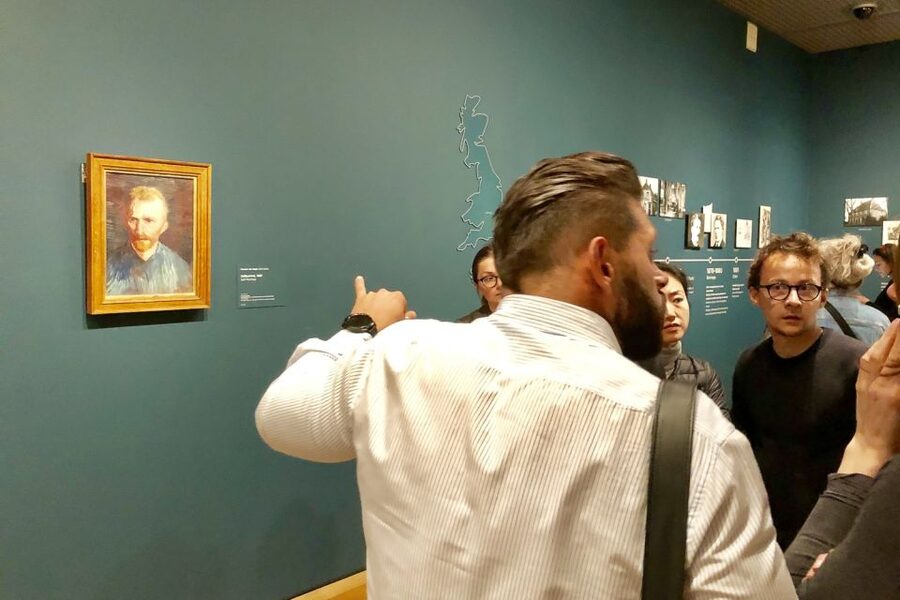 Amsterdam: Van Gogh Museum Masterpieces Tour up to 8 guests - Key points to know before booking
