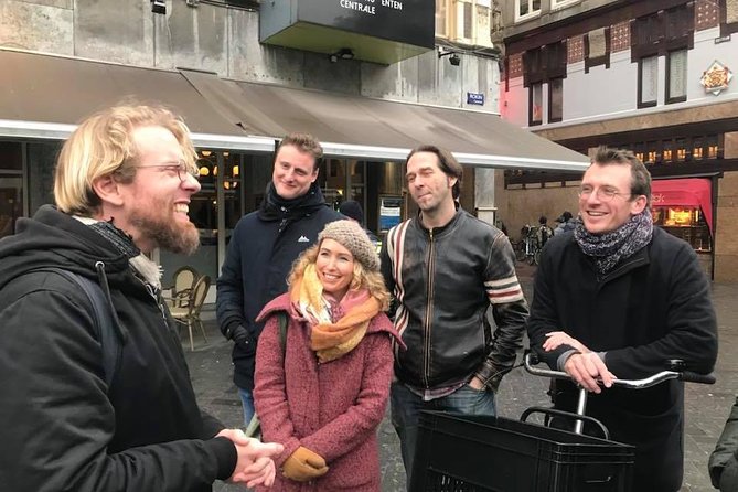 Amsterdam Walking Tour with a local comedian as guide - A comic introduction at Dam Square