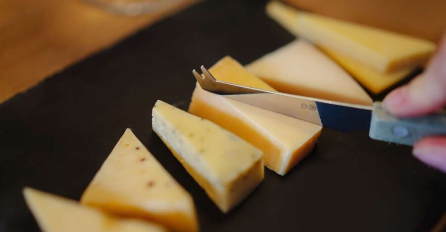 Amsterdam Walking Tour with Cheese Tasting - What the $49 price really covers