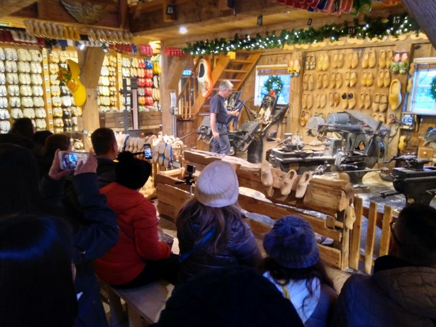 Amsterdam: Zaanse Schans 3-Hour Small Group Tour - Why Zaanse Schans works well as a three-hour outing