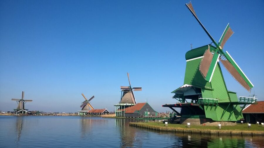 Amsterdam: Zaanse Schans 3-Hour Small Group Tour - Which guide style suits this tour?