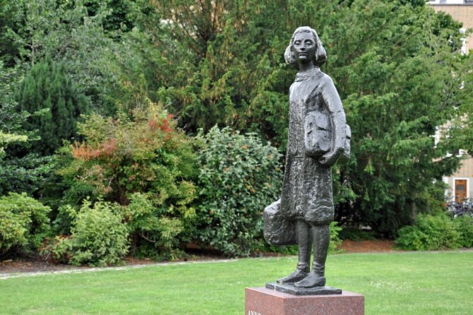 Anne Frank Small Group Walking Tour - Finishing at the Anne Frank Statue
