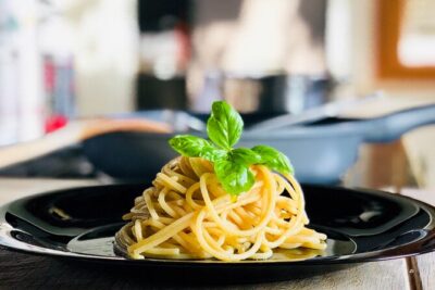 Authentic Italian Dinner in Cozy Canal Home in Amsterdam