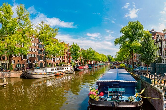 Authentic tour of Amsterdam: Jordaan, Ana Frank and Vondelpark - What the guide can add to the city