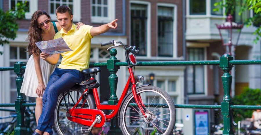 Bike Tour of Amsterdam Old Town, Top Attractions and Nature - The 2-hour Old Town route