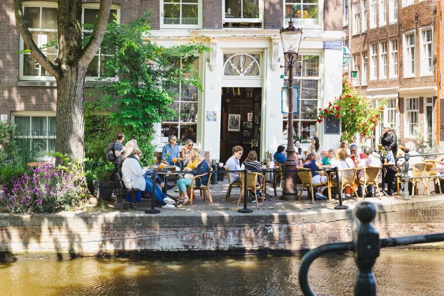 Boutique Dutch Food & History Tour with up to 8 guests only - The changing schedule is both strength and limitation