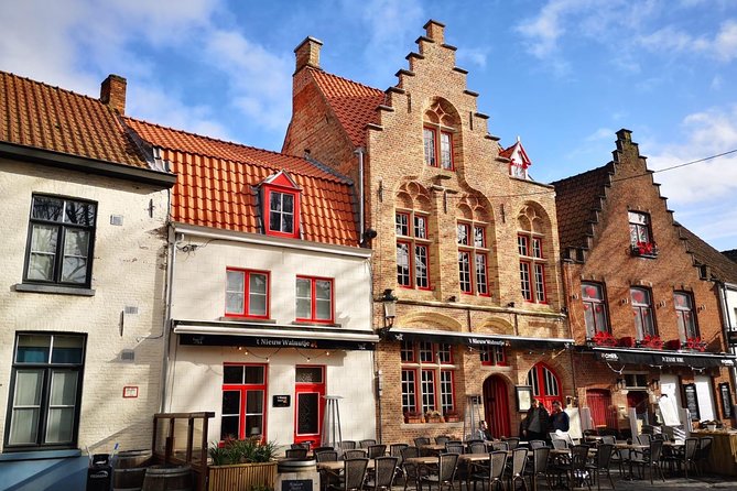 Bruges bus tour from Amsterdam - Chocolate, beer, and medieval houses