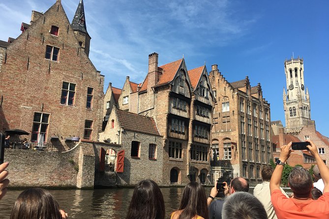Bruges Private Custom Tour from Amsterdam - The private minivan changes the day
