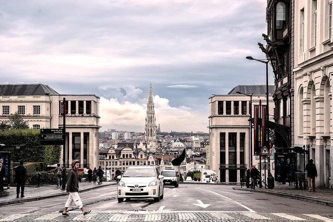 Brussels City Tour: Day Trip from Amsterdam - Grand Place and Maison du Roi