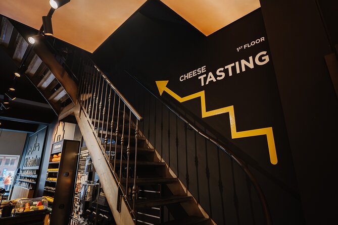Cheese and Wine tasting in Amsterdam - Inside the Old Amsterdam Cheese Store