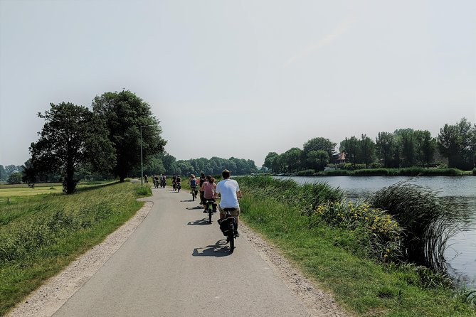 Countryside Bike Tour from Amsterdam: Cheese, Clogs & a Windmill - Broek in Waterland and the appeal of small villages