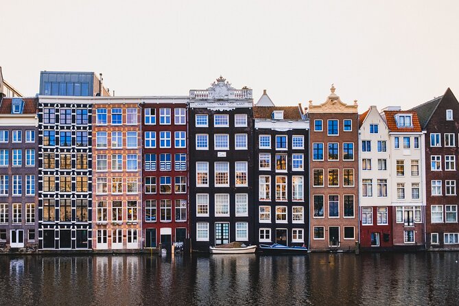 Cursed Houses of Jordaan: Self-Guided Mystery Walk in Amsterdam - Brouwersgracht and the pause-friendly middle section