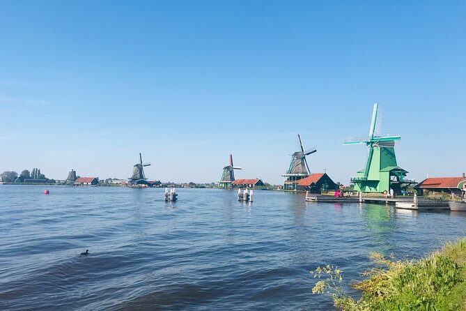 Day Tour Giethoorn, Afsluitdijk and Zaanse Schans with Boat Cruise - Three Dutch icons in one long day